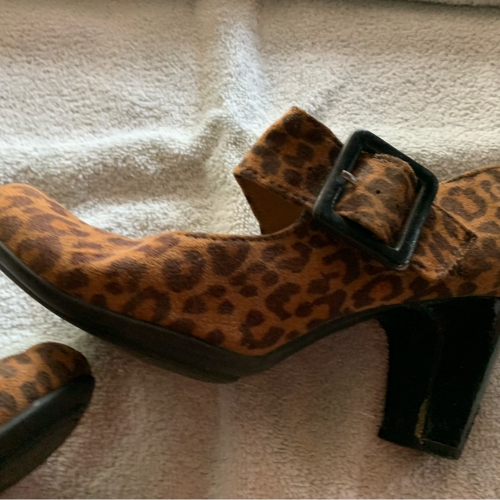 Cheetah heels size 6.